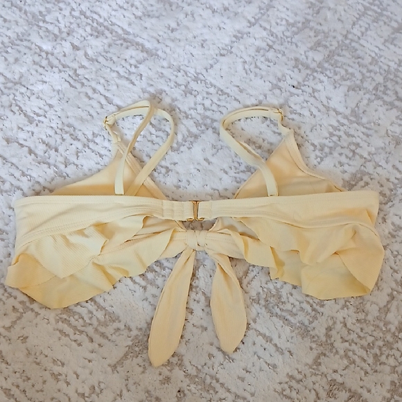 Yellow Tie-Front Ruffle Top - Picture 2 of 2